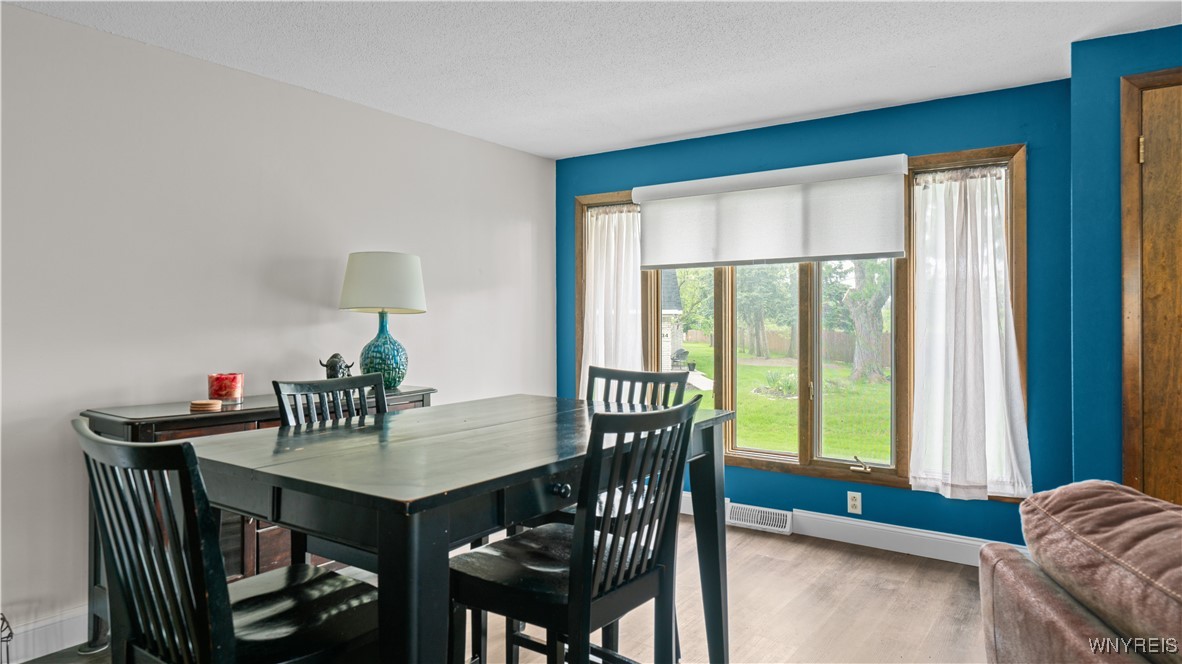 32 Harrogate Square Amherst, NY 14221 - Photo 7 of 35