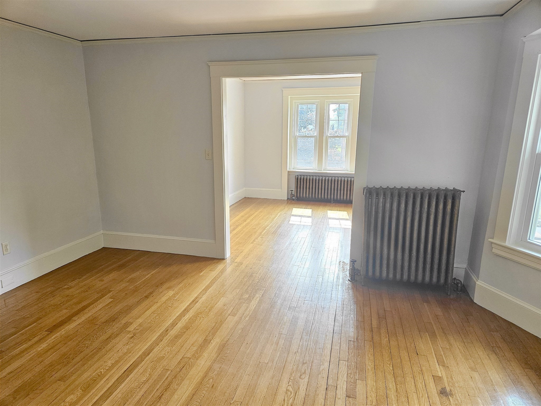 19 Rowe Street, Unit 2 Newton, MA 02466 - Photo 7 of 22 Gallery Image 7