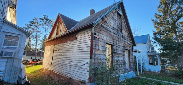 $25,000 | 217 1st Street, Sandstone, MN 55072