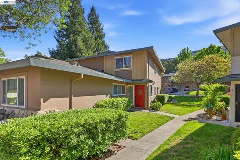 $500,000 | 2216 Segundo Court, Unit 2, Pleasanton, CA 94588