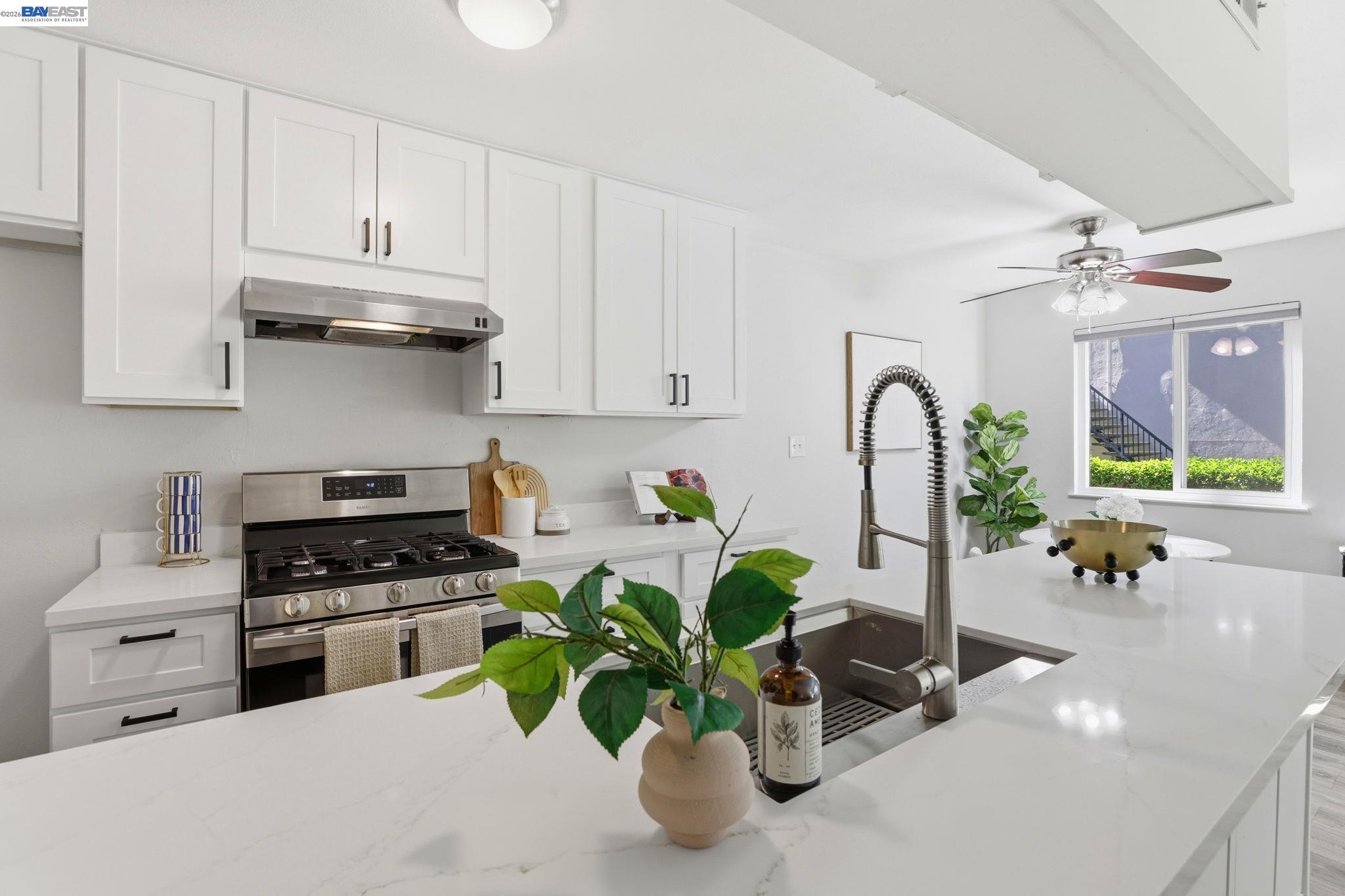 2216 Segundo Court, Unit 2 Pleasanton, CA 94588 - Photo 3 of 37