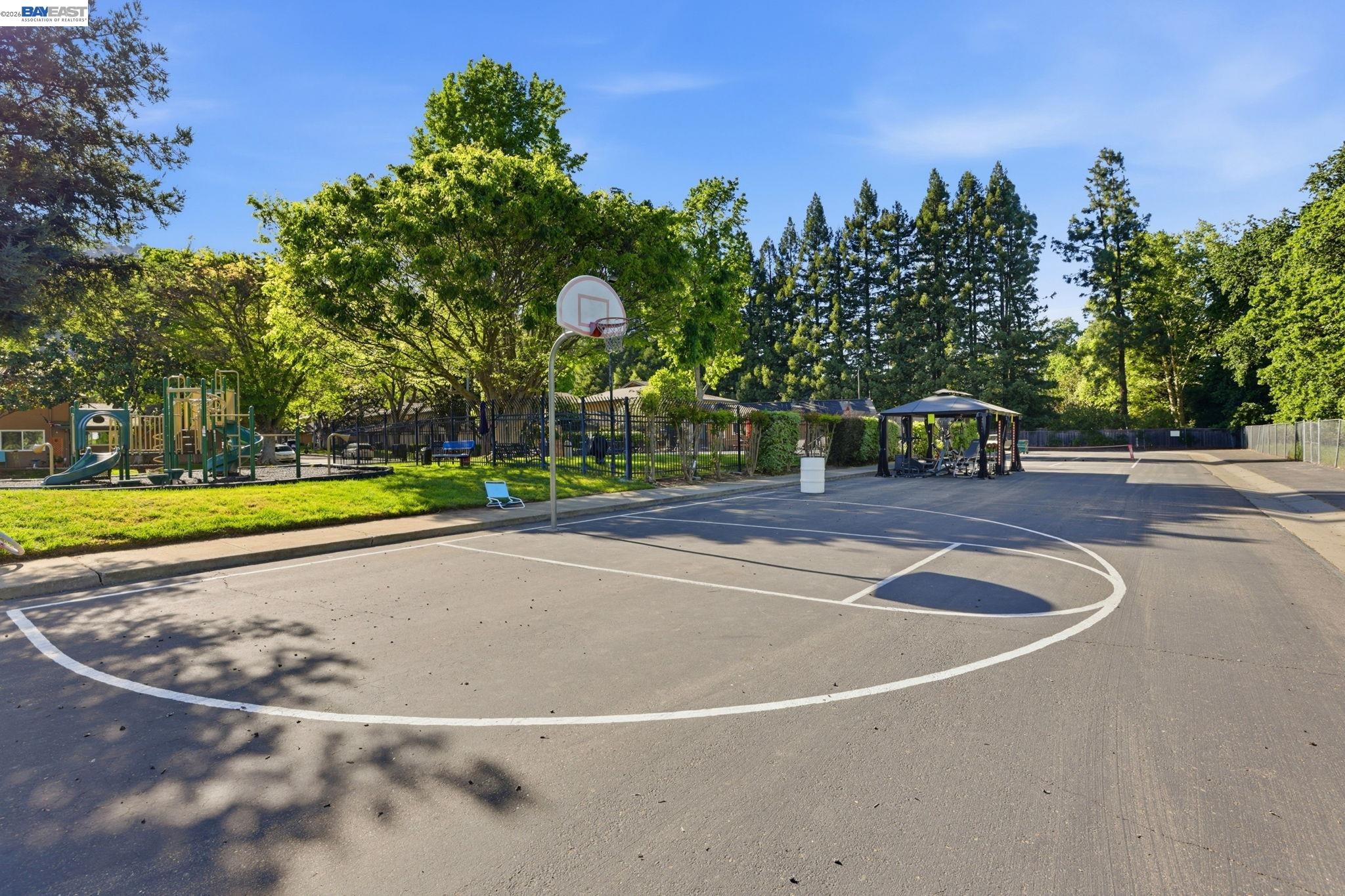 2216 Segundo Court, Unit 2 Pleasanton, CA 94588 - Photo 31 of 37