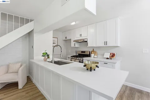 $500,000 | 2216 Segundo Court, Unit 2, Pleasanton, CA 94588