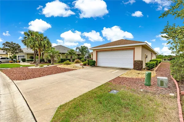 $1,900 | 9119 Southwest 99th Ct Road, Ocala, FL 34481