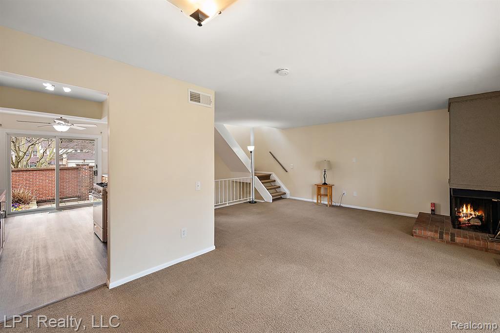 418 Willow Grove Lane Rochester Hills, MI 48307 - Photo 8 of 42