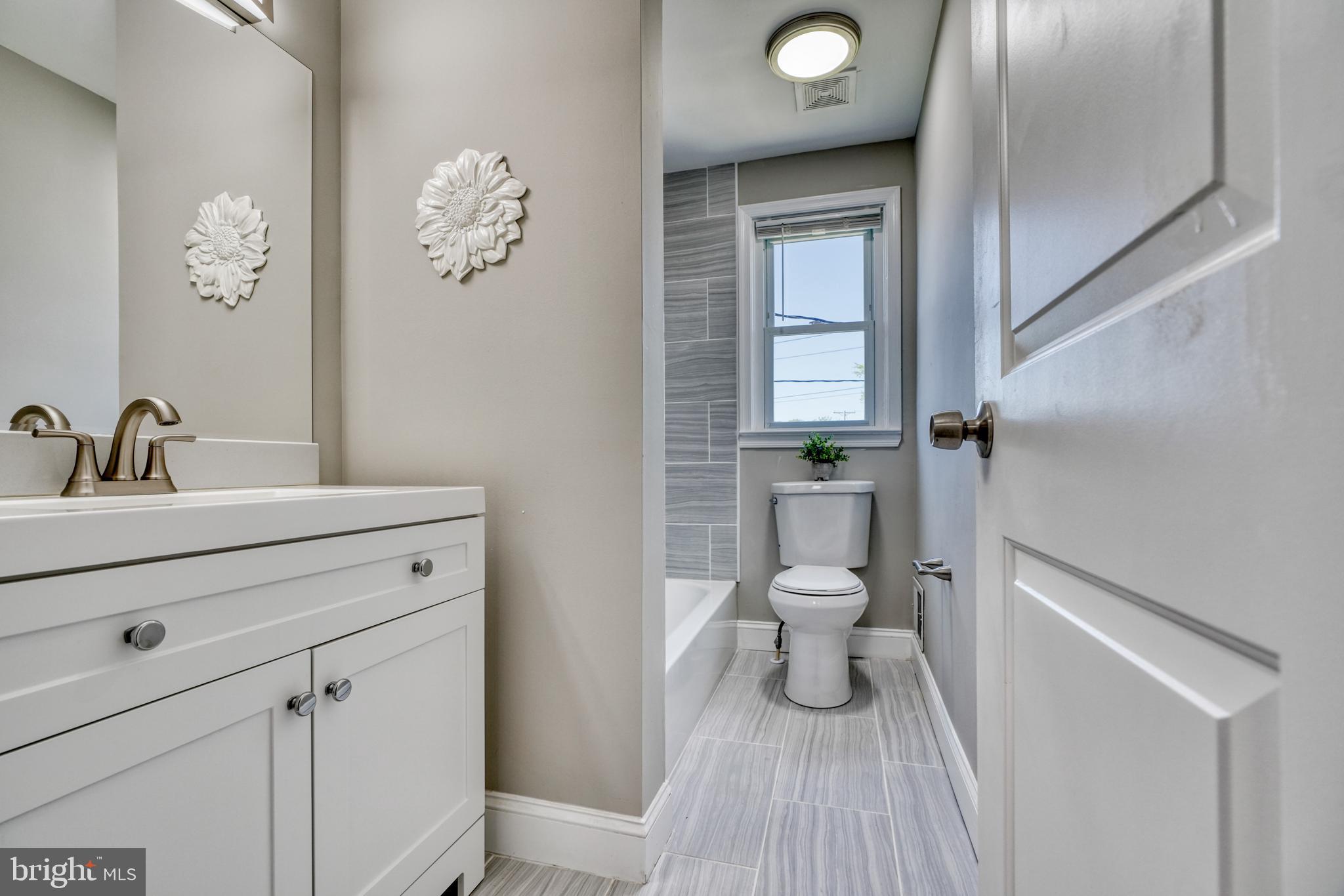 5812 Waycross Road Baltimore, MD 21206 - Photo 37 of 57 Full Bath
