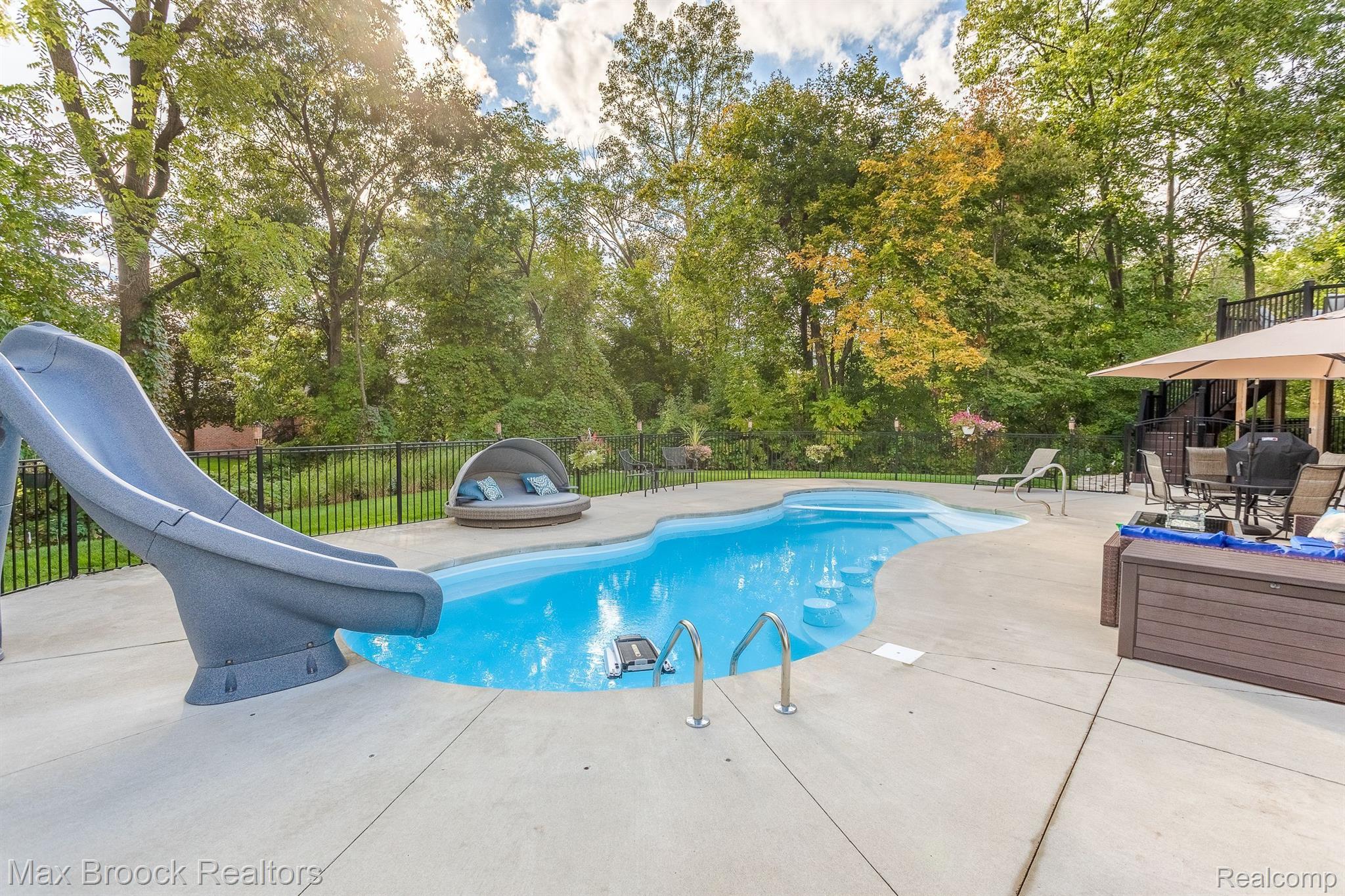 1027 Indianpipe Road Lake Orion, MI 48360 - Photo 44 of 57 Gallery Image 44