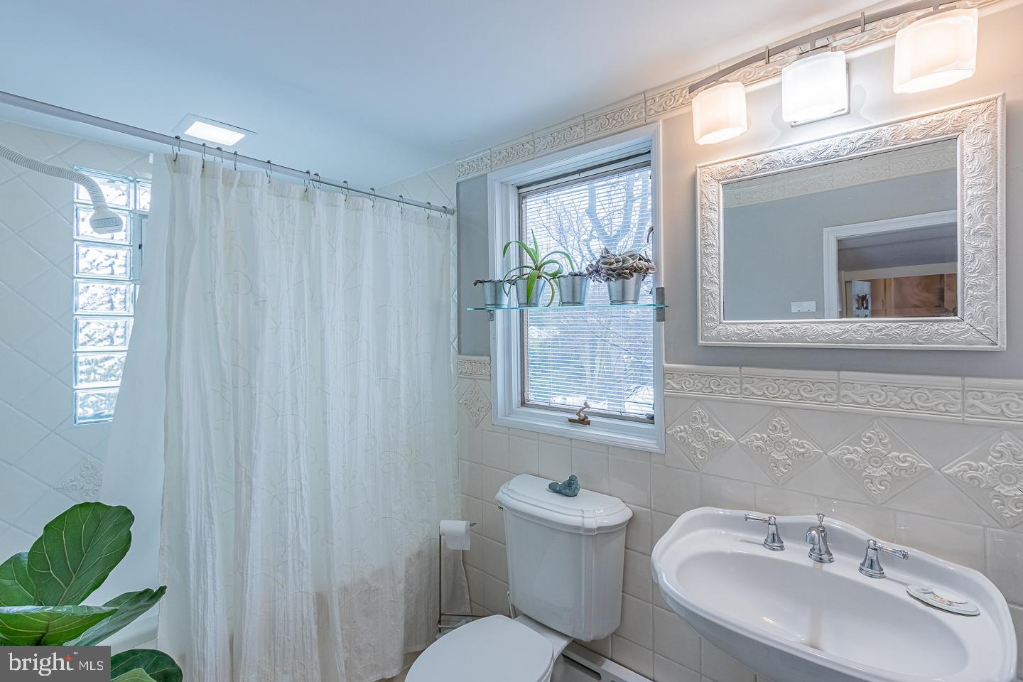 8144 Ridge Avenue Philadelphia, PA 19128 - Photo 30 of 51 Gallery Image 30