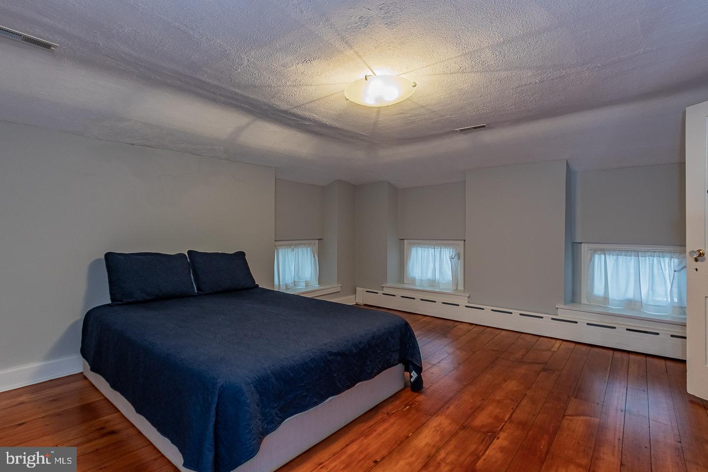 8144 Ridge Avenue Philadelphia, PA 19128 - Photo 31 of 51 Gallery Image 31