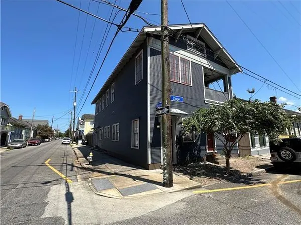 $2,350 | 3108 Burgundy Street, New Orleans, LA 70117