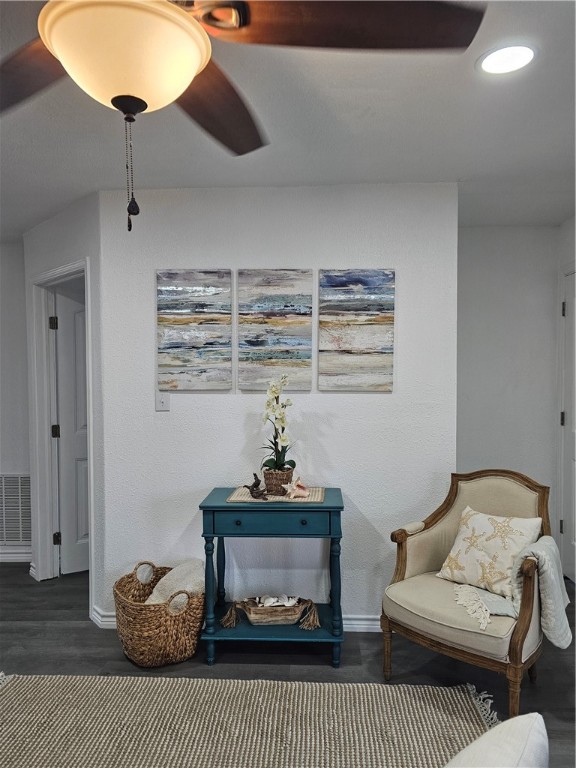 2001 1st Street Bayside, TX 78340 - Photo 10 of 26 a living room with furniture