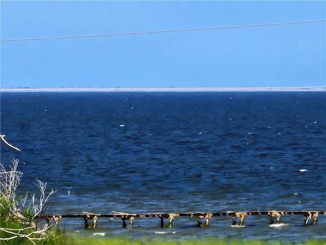 an empty room with yard