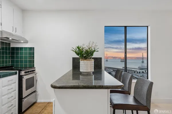 $849,000 | 218 Union Street, Unit 5, San Francisco, CA 94133