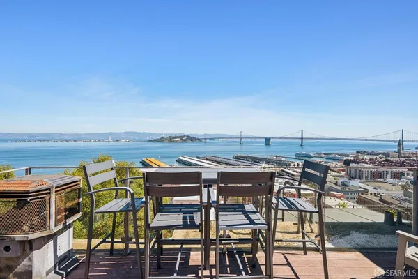 $849,000 | 218 Union Street, Unit 5, San Francisco, CA 94133