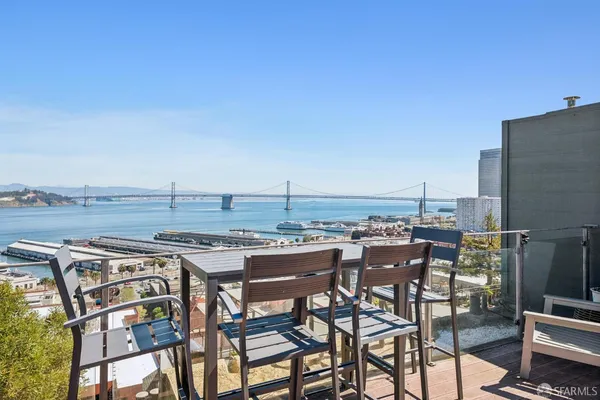 $849,000 | 218 Union Street, Unit 5, San Francisco, CA 94133