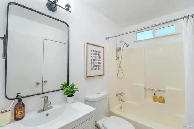 $649,000 | 636 Nikki Drive, Petaluma, CA 94954