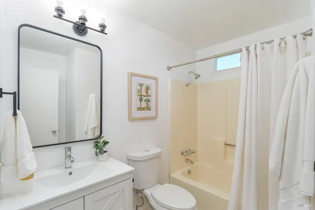 $649,000 | 636 Nikki Drive, Petaluma, CA 94954