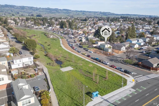 $649,000 | 636 Nikki Drive, Petaluma, CA 94954