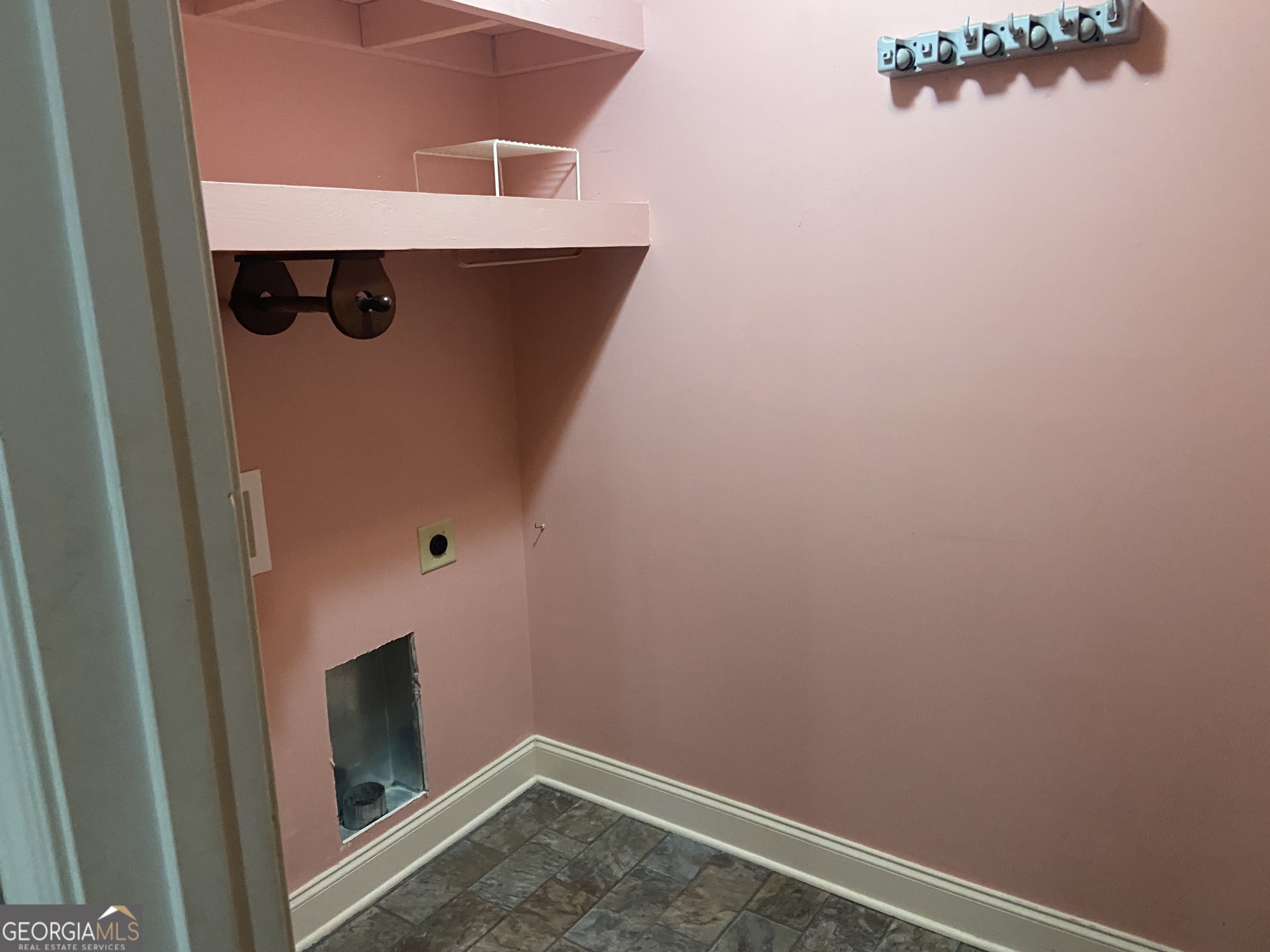 276 Bowman Mill Road Southeast Winder, GA 30680 - Photo 9 of 21