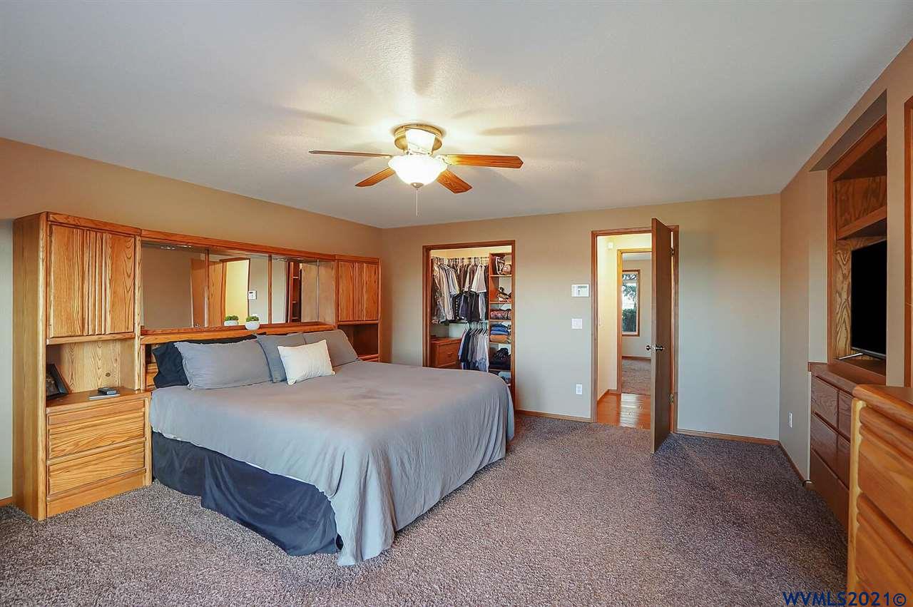 34368 Grand Prairie Road Southeast Albany, OR 97322 - Photo 18 of 32 Gallery Image 18
