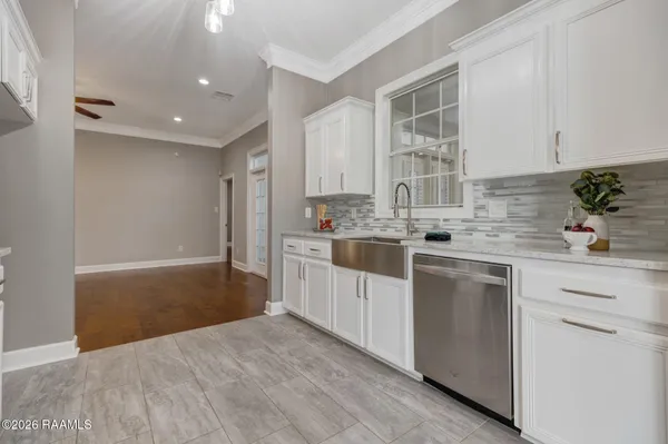 $299,000 | 215 Ursuline Street, Lafayette, LA 70506