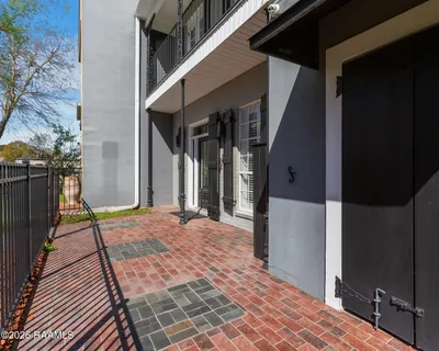 $299,000 | 215 Ursuline Street, Lafayette, LA 70506