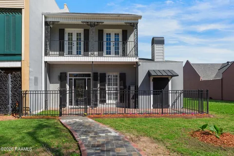 $299,000 | 215 Ursuline Street, Lafayette, LA 70506