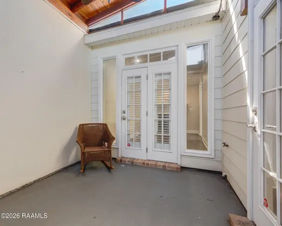 $299,000 | 215 Ursuline Street, Lafayette, LA 70506