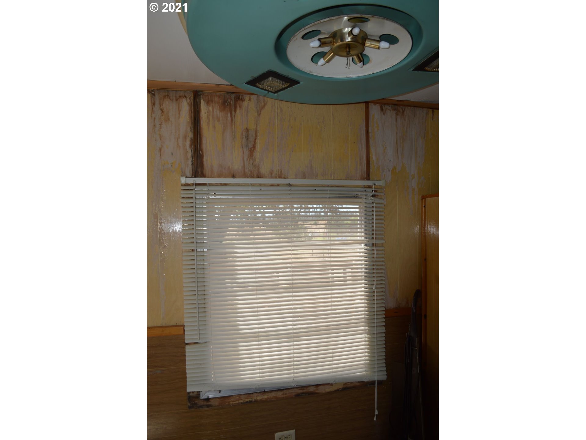 294 South Mary B Road Tygh Valley, OR 97063 - Photo 11 of 32 Gallery Image 11