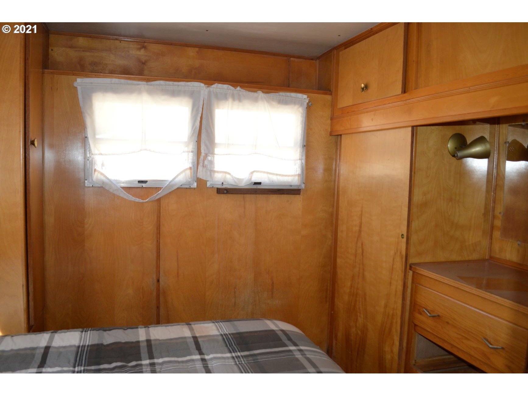 294 South Mary B Road Tygh Valley, OR 97063 - Photo 17 of 32 Gallery Image 17