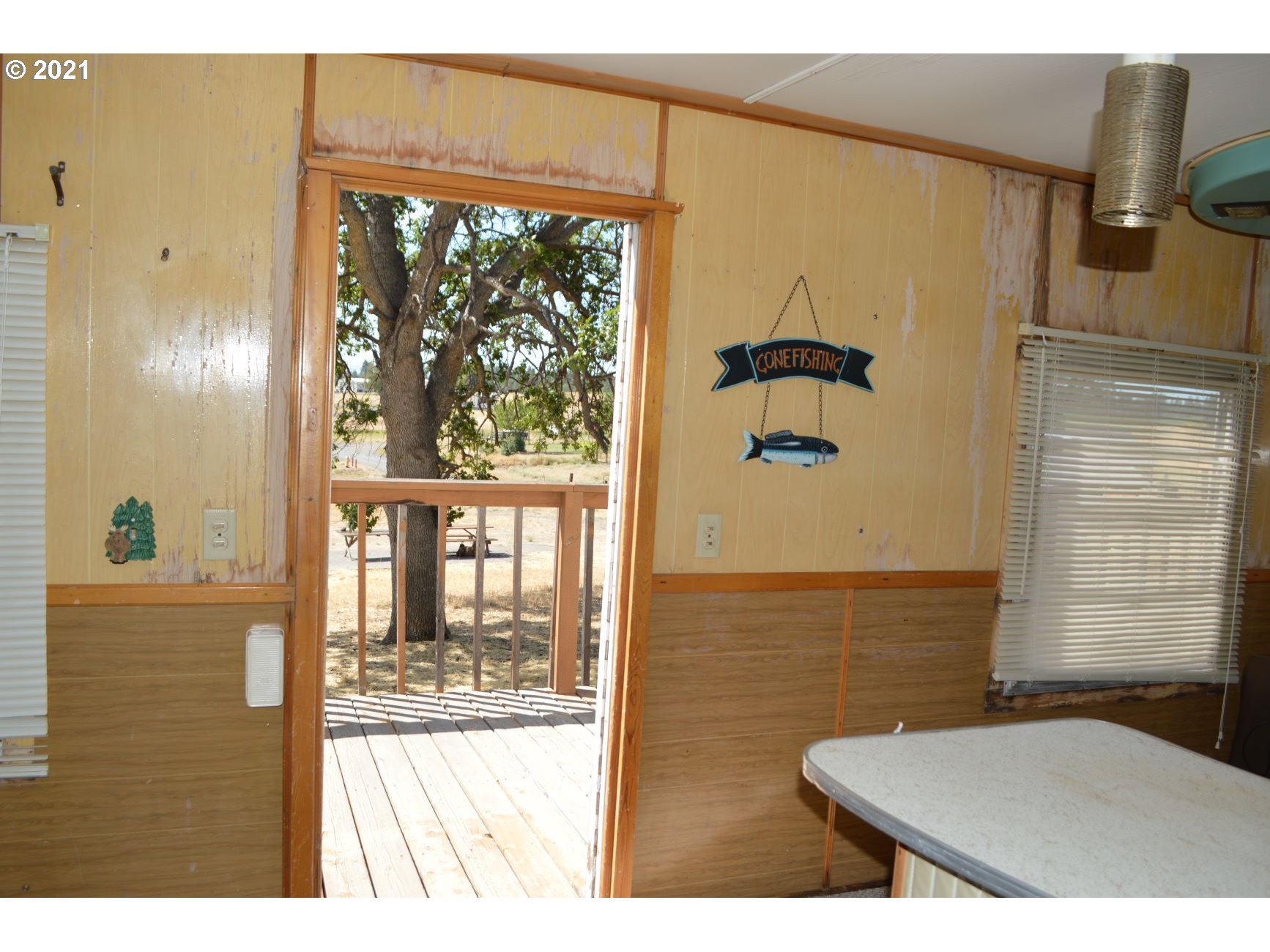 294 South Mary B Road Tygh Valley, OR 97063 - Photo 10 of 32 Gallery Image 10