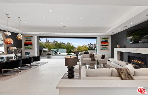 $22,000 | 2030 Talmadge Street, Los Angeles, CA 90027