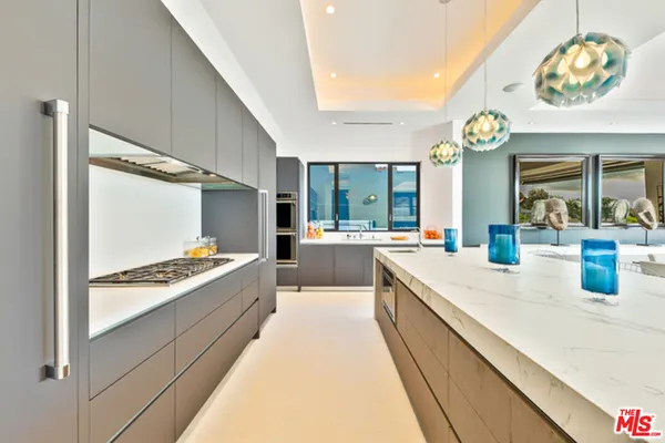 $22,000 | 2030 Talmadge Street, Los Angeles, CA 90027