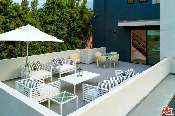 $22,000 | 2030 Talmadge Street, Los Angeles, CA 90027