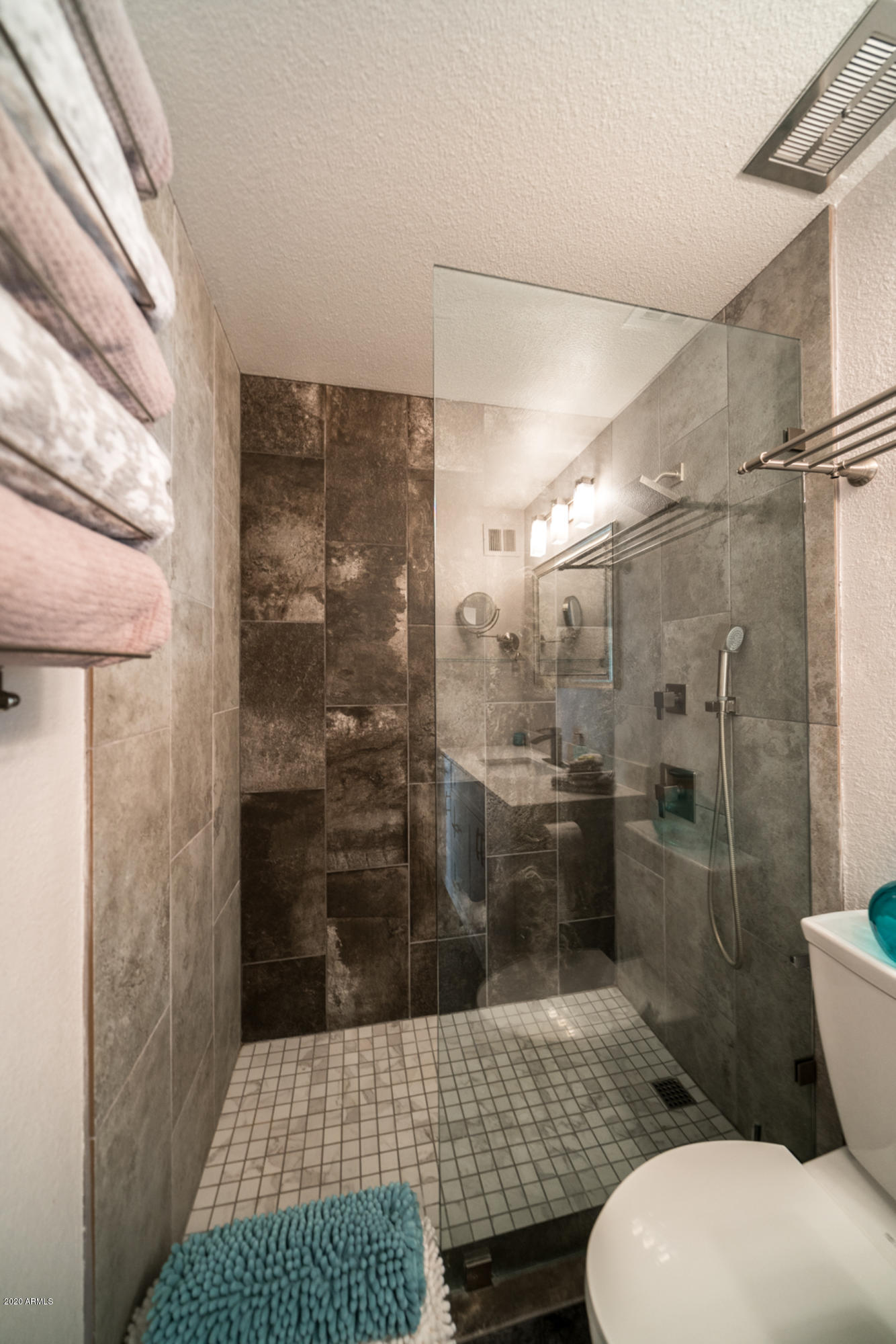 4950 North Miller Road, Unit 338 Scottsdale, AZ 85251 - Photo 18 of 29 DSC08033