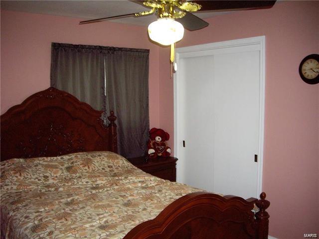 5821 Heege Road St. Louis, MO 63123 - Photo 12 of 30 Gallery Image 12