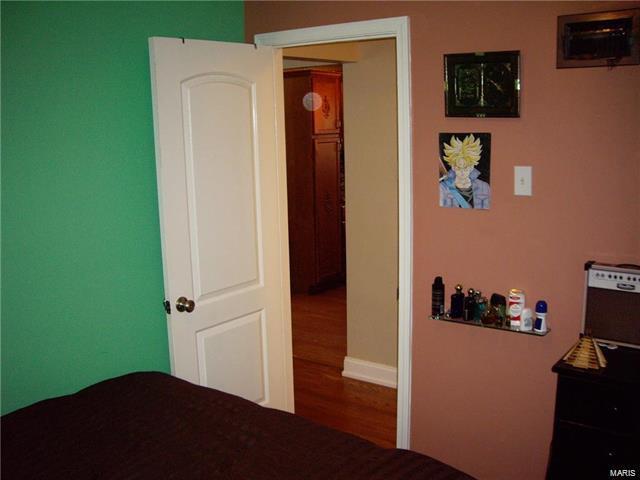 5821 Heege Road St. Louis, MO 63123 - Photo 16 of 30 Gallery Image 16