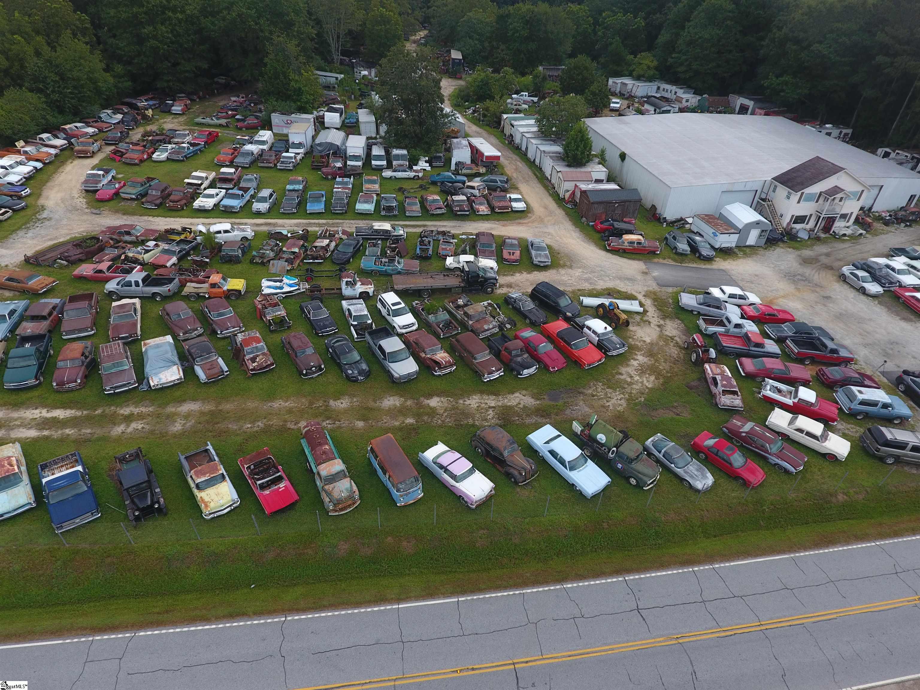 2424 South Frontage Road Gray Court, SC 29645 - Photo 12 of 31 Gallery Image 12