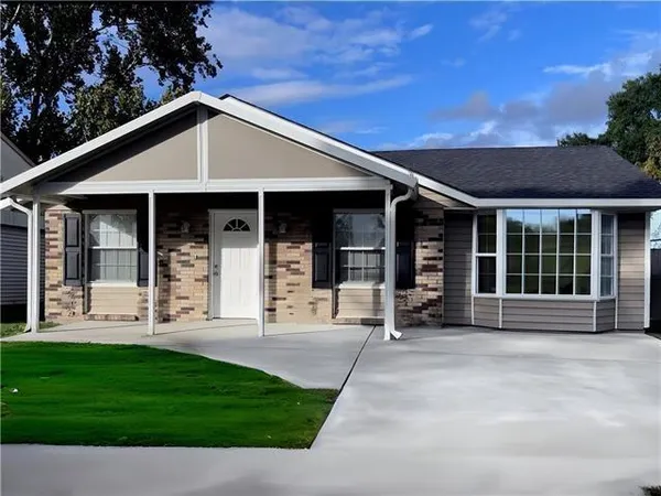 $185,000 | 164 Madeira Drive, Avondale, LA 70094