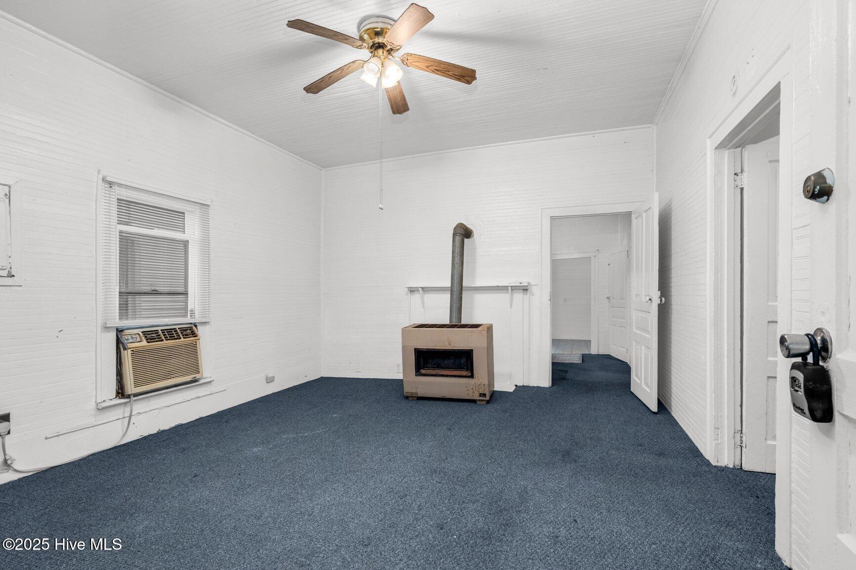 6217 Deans Street Bailey, NC 27807 - Photo 4 of 20 004-6217DeansStreet-Bailey-NC-27807-SMAL