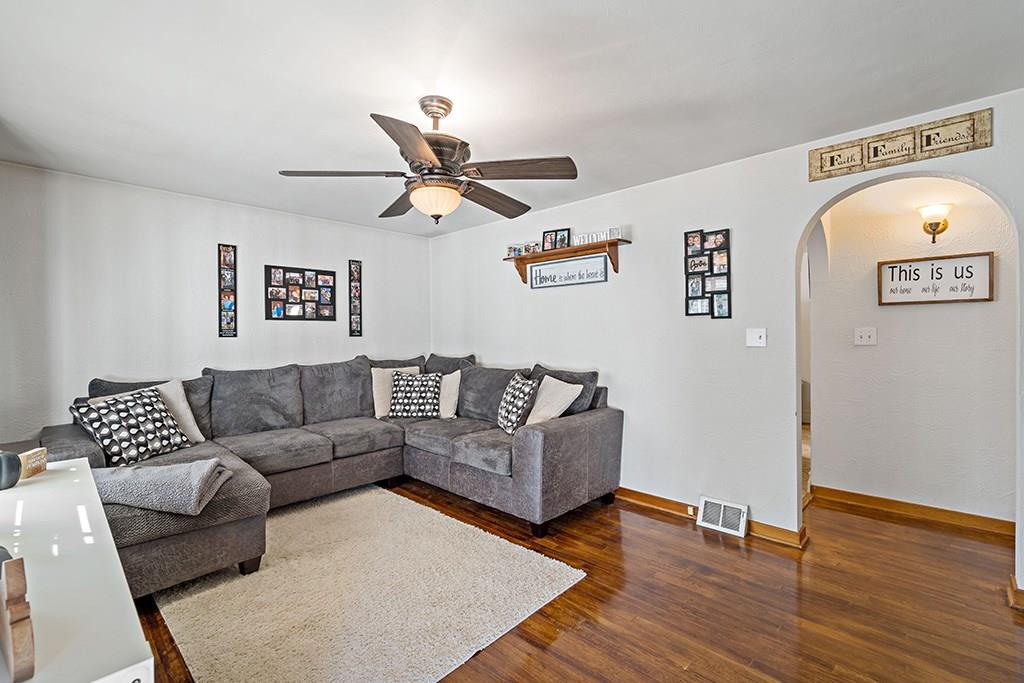 320 Waterman Road Jefferson Hills, PA 15025 - Photo 3 of 25 Gallery Image 3