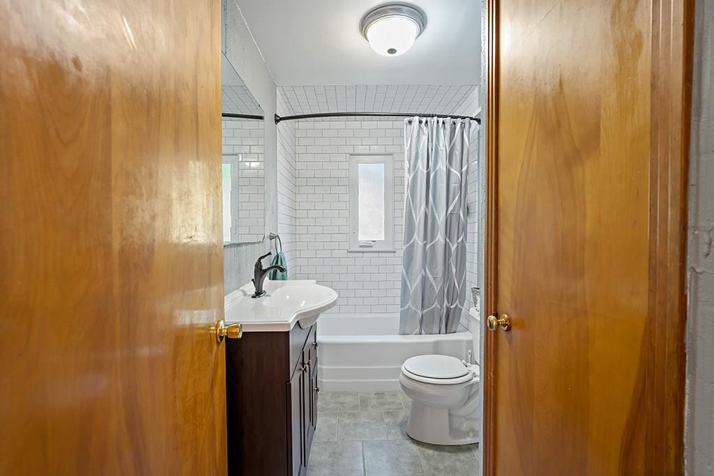 320 Waterman Road Jefferson Hills, PA 15025 - Photo 10 of 25 Gallery Image 10