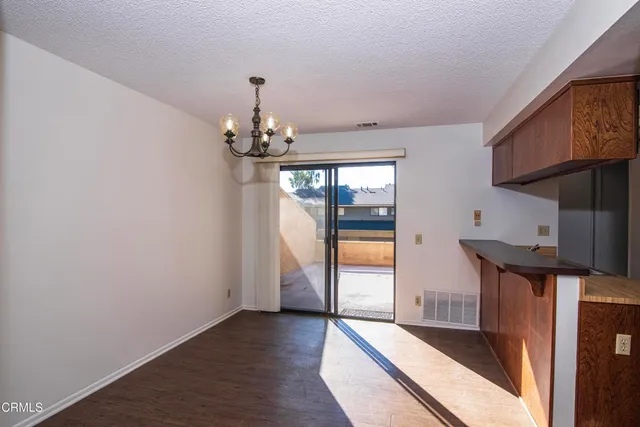 $518,000 | 307 Oakwood Street, Ventura, CA 93001