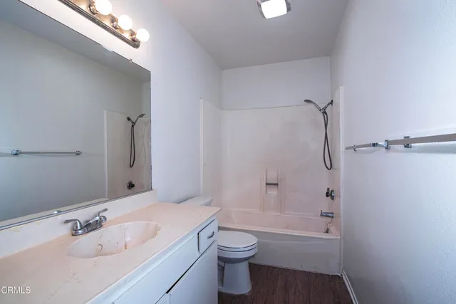 $518,000 | 307 Oakwood Street, Ventura, CA 93001