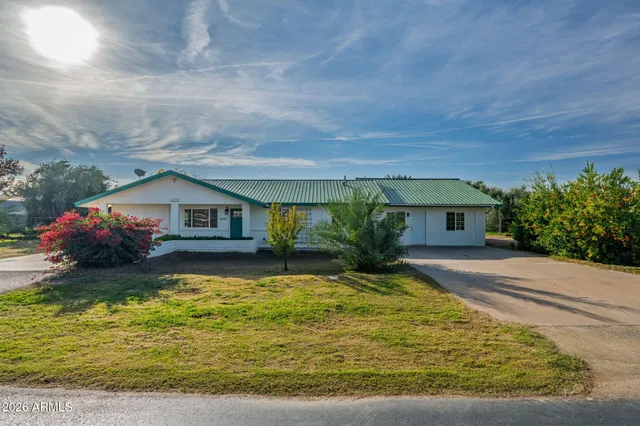 $950,000 | 13839 East Morgan Drive, Gilbert, AZ 85295