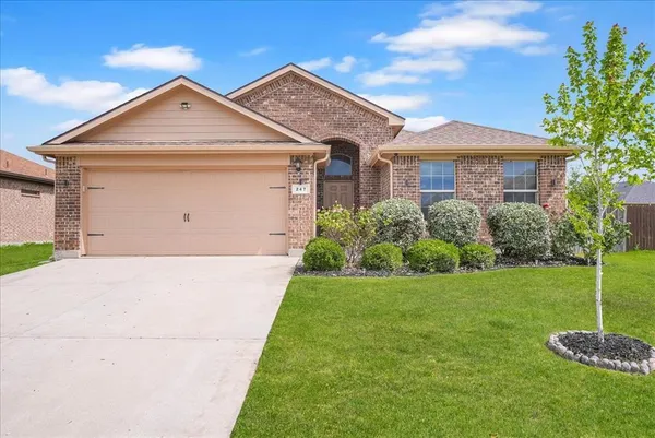 $290,000 | 247 Meadowlands Drive, Ponder, TX 76259