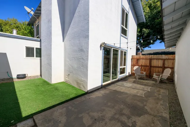 $299,900 | 2602 Parkway, Ceres, CA 95307