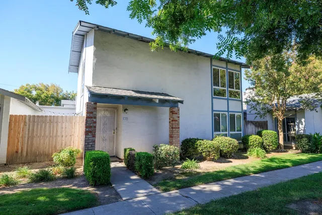 $299,900 | 2602 Parkway, Ceres, CA 95307