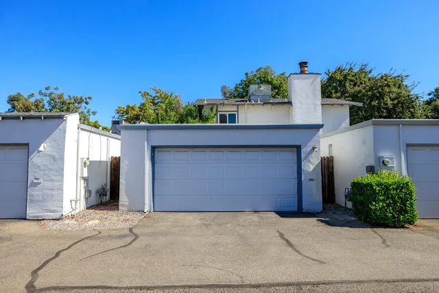 $299,900 | 2602 Parkway, Ceres, CA 95307