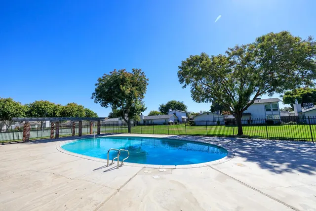 $299,900 | 2602 Parkway, Ceres, CA 95307